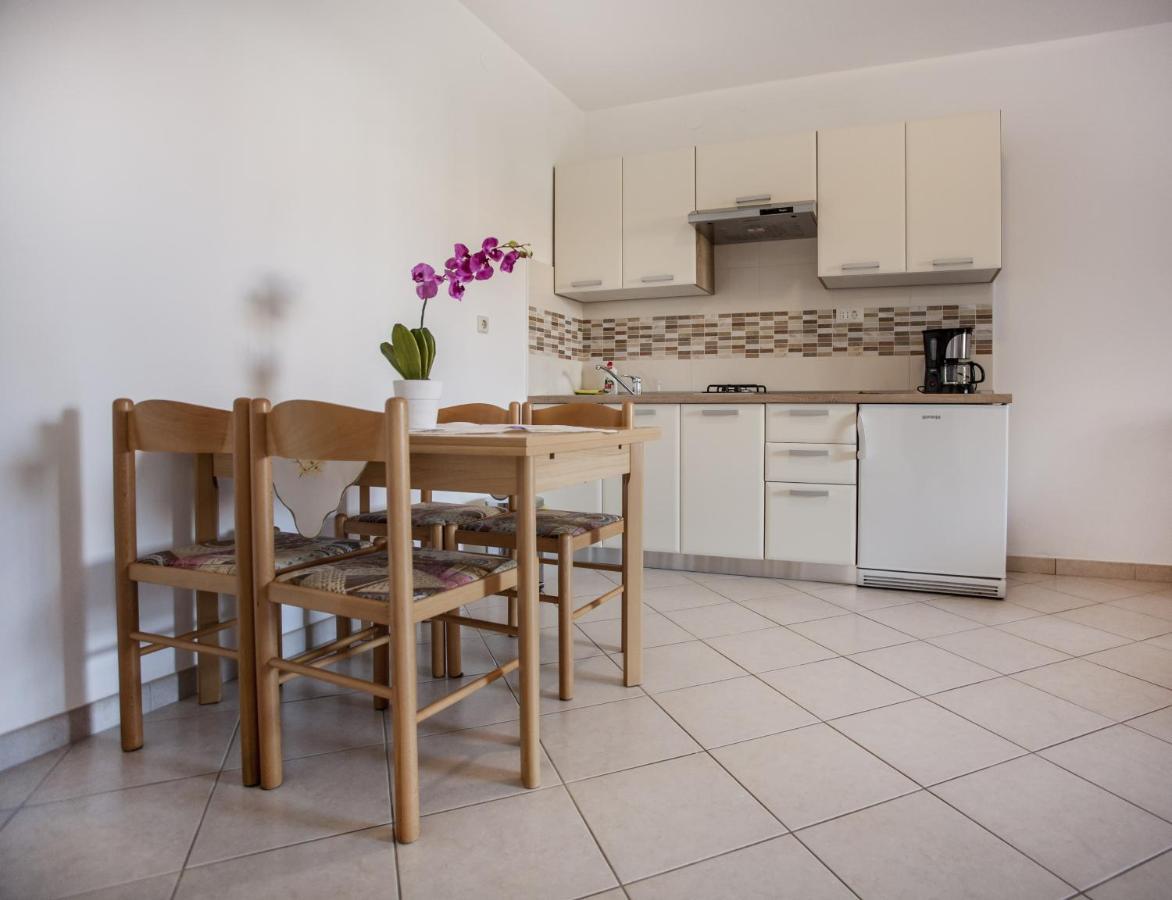 Apartments Zaharija Rovinj Zimmer foto